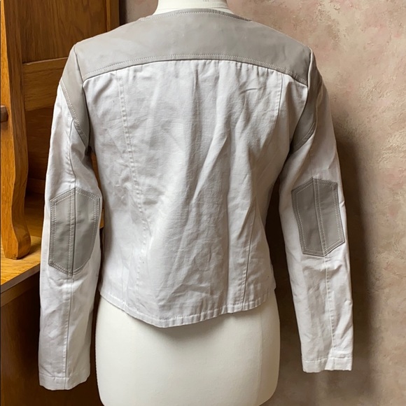 Jacket - Picture 3 of 5